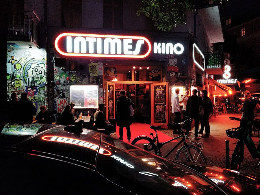 Kino Intimes Friedrichshain bei Nacht Foto