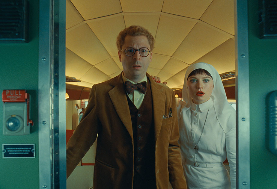 The Phoenician Scheme Film Still 06